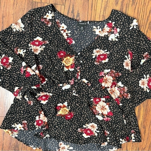 Torrid Black Leopard Floral Peplum Chablis Corset Back Top 3/4 Sleeves - Picture 13 of 16